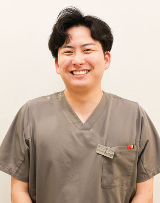 京橋クローバー歯科・矯正歯科|飯島翼 歯科医師