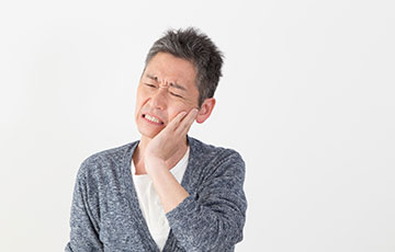 入れ歯をつけたら違和感がある