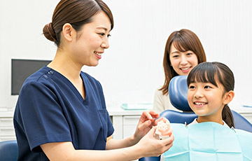 定期健診を受診する子ども