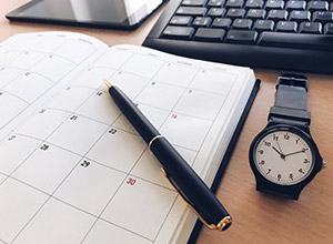 時計とスケジュール帳