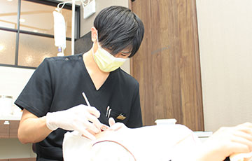 痛みの少ない虫歯治療